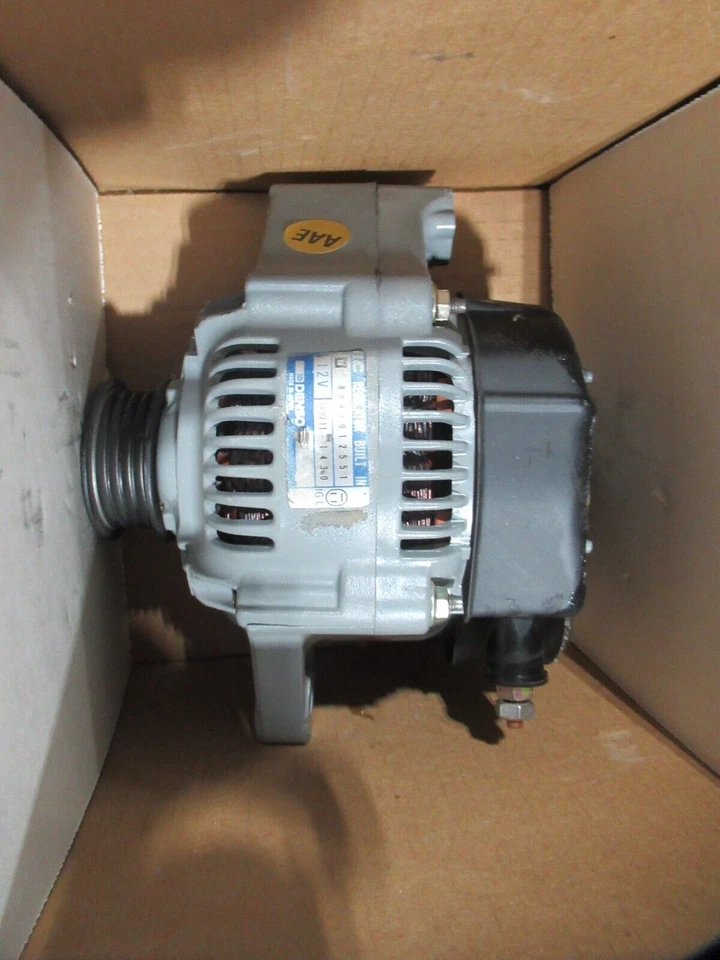 ALTERNADOR COMPATIBLE CON MOTOR INDUSTRIAL ISUZU 4XC1 1984-1990 1002111430 8941012551 Foto 1 de 3