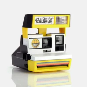 POLAROID 600 GRIN CAMERA VINYL TOY FIGURE RON ENGLISH POPAGANDA LIMITED EDITION - Picture 1 of 4