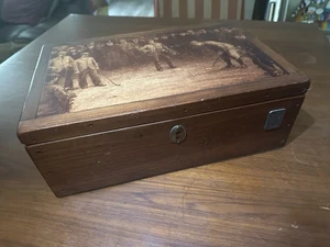 Caja de golf grande de madera vintage PGA Tour - 14x9x5 pulgadas - escena de golf clásica - Imagen 1 de 14