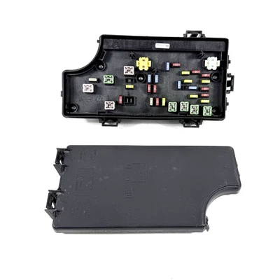 2011-2014 Avenger / Chrysler 200 Totally Integrated Power Module TIPM 04692346AE - Image 1 of 4