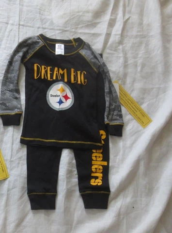 NFL Pittsburgh Steelers Dream Big  PAJAMAS  boys 12 months Cover
