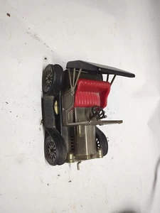 1917 Metal Model Car / AM Radio #1227 - Picture 1 of 5