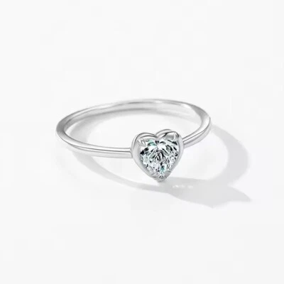 Dainty heart shape cubic zirconia ring in 925 sterling silver - Image 1 of 4