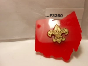SCOUT FDL ON RED PLASTIC NECKERCHIEF SLIDE F3260 - Picture 1 of 1