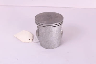 1980 YAMAHA YZ465 NOS 1ST OVER PISTON - YZ 465 - Image 1 of 4