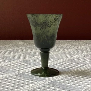 Antiker chinesischer grüner Jade Kelch, 2,5" hoch x 1,5" breit - Bild 1 von 11