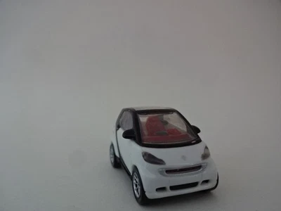 Sammlerauto / Smart " Weißer Smart Fortwo Coupe mit geschlossenen Dach - Bild 1 von 3