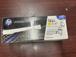 HP 122A Yellow Toner Cartridge LaserJet 2550 (Q3962A) Open Box - Picture 1 of 3