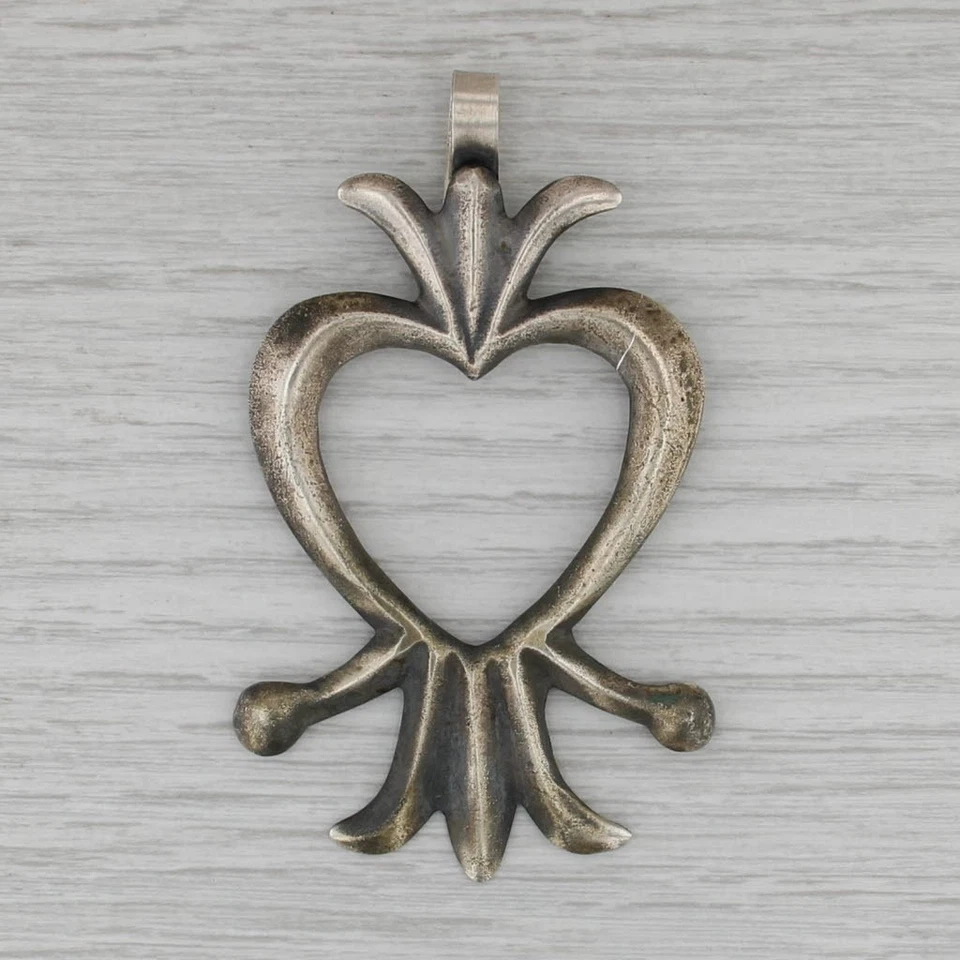 Ciondolo A Cuore In Argento Sterling R Chee Rosa Navajo Nativo Americano - Immagine 1 di 4