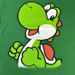 T-shirt grafica Super Mario Yoshi verde bambino 10/12 - Foto 1 di 10