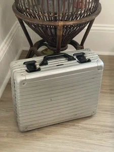 RIMOWA VINTAGE ATTACHE CASE SILVER INTEGRAL BOARDING BRIEFCASE 18x14x7” - Picture 1 of 23