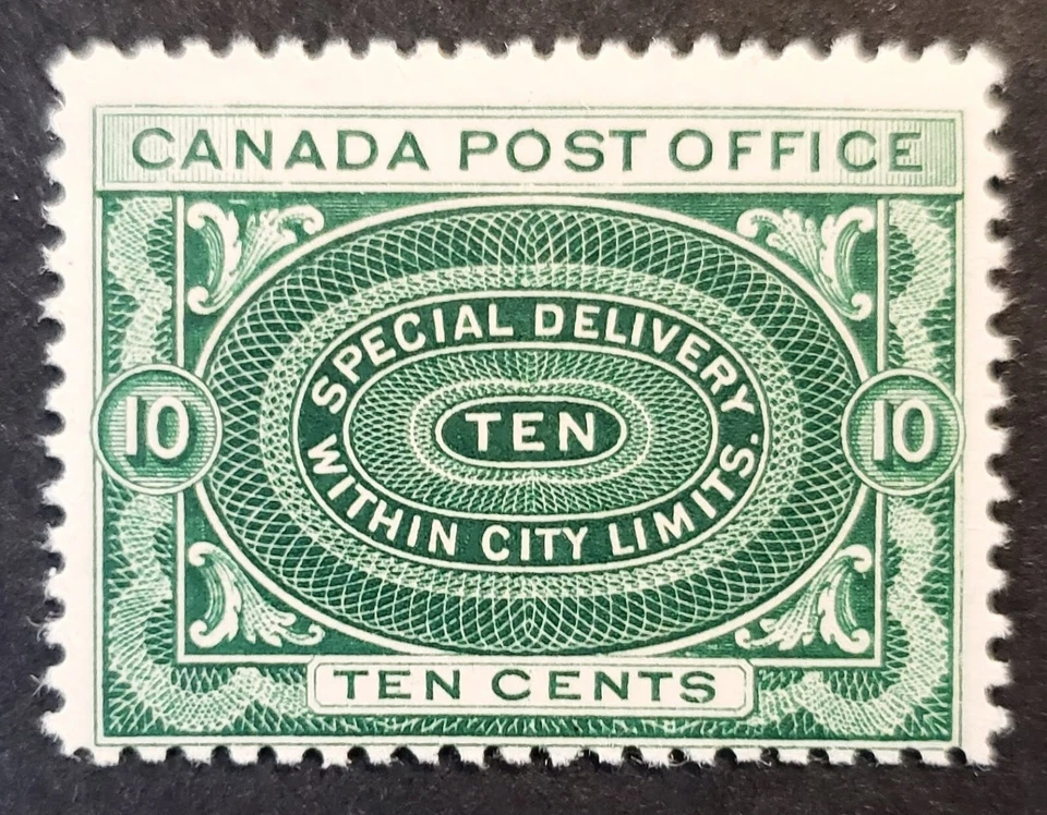 Stamps Canada Mint: E1a  10c  green Special Delivery   Fine Mint Hinged - Image 1 of 1