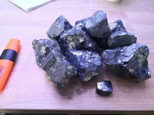 100 gramm Surma ithmid/ismid Kohl Best Pure Stone حجر الأثمد الطبيعي سرمه - Bild 1 von 2