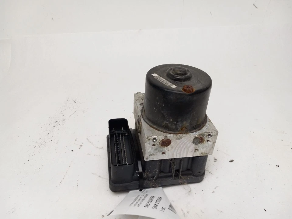 ANTI-LOCK BRAKE ABS fits VOLVO S40 2005 - 2006 - Image 1 of 4