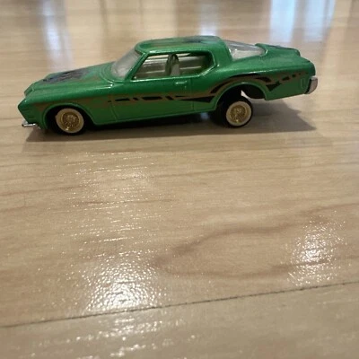 Revell 1971 Buick Riviera Lowrider "Green's Dragon" На Колесах LODC Отдельные - Изображение 1 из 4