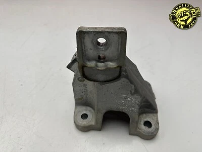 2018-2020 JAGUAR XE XF 2.0L RWD - LEFT ENGINE MOUNT SUPPORT BRACKET OEM - Image 1 of 4