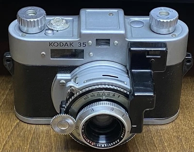 Cámara fotográfica Kodak-35 US NAVY 35 mm. Estuche. Cámara militar estadounidense rara en excelente estado Foto 1 de 4