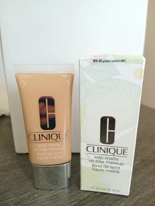 Clinique Stay-Matte Oil-Free Makeup Wn 46 Golden Neutral 1 fl Oz - Picture 1 of 2