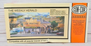 Con-Cor 9038, The Weekly Herald Newspaper Structure Kit, HO Scale - Picture 1 of 7