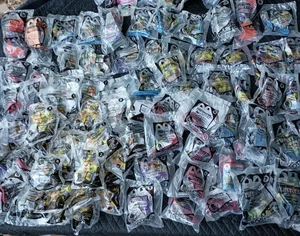 Lotto (95) NUOVI giocattoli Happy Meal Teenage Mutant Ninja Turtles McDonalds 2012 13 15 6 - Foto 1 di 12