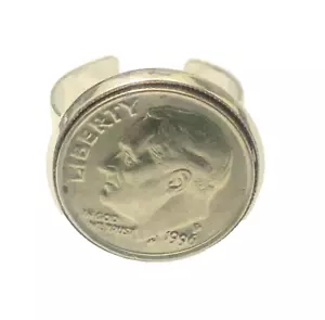 Divertido Mordaza DIME-IN-RING Hillbilly Falso Anillo de Compromiso Novedad Broma CAJA CORAZÓN ROJO - Imagen 1 de 10