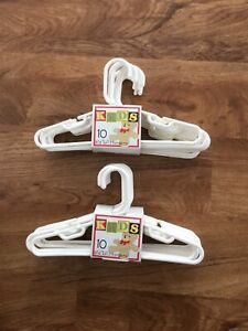 Set Of 20 Baby/Toddler/Child White Plastic Tubular 11" Clothes Hangers~New