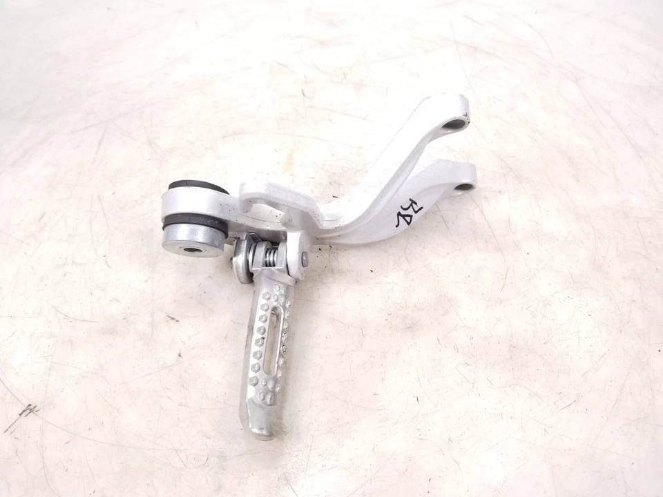 Hyosung GT650R GT 650 2016 Comet reposapiés trasero derecho pasajero reposapiés y montaje Foto 1 de 4