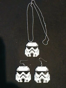 Stormtrooper Mini Hama Bead Necklace & Matching Dangle Earrings - Bild 1 von 5