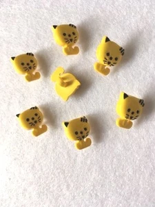 yellow kitten shank buttons nylon - size 15mm - pack of 7 - Picture 1 of 1