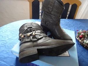 tiefolivgrüne oder khakigrüne Stiefeletten, Sommerkind, Größe 37, neuwertig - Bild 1 von 5