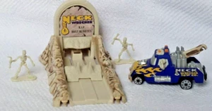 Avon MATCHBOX 1997 HAUNTED HAULERS NECK WRECKER Mattel F149531 RETIRED NEW - Picture 1 of 12