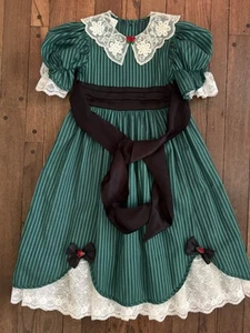 Vintage MINI WORLD Green Striped Dress with Lace and Roses Accents - Girl’s 8 - Picture 1 of 18