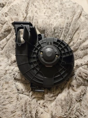 Motor soplador calentador de repuesto para Nissan Altima 2005-2008 Máxima 2005 con rueda Foto 1 de 4