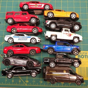 KiNSMART Diecast Cars Trucks Lot Of 13 Pull Back Vehicles Muscle Trucks UPS H2 - Picture 1 of 24
