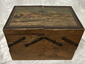 VTG Accordian Tiered Hand Painted Cedar Wood Trinket Box Lookout Mt. Tnn. - Picture 1 of 12