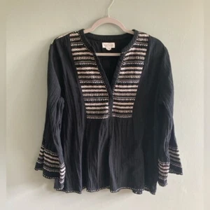 Women's Velvet by Graham & Spencer 100% Cotton Gauze Black Embroidered Top L - Picture 1 of 6