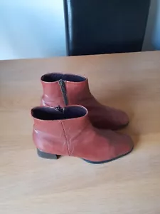ladies leather boots size 5 - Picture 1 of 6