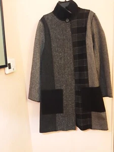 Camleon Coat (XS) Women Black/White Patterns - Picture 1 of 7