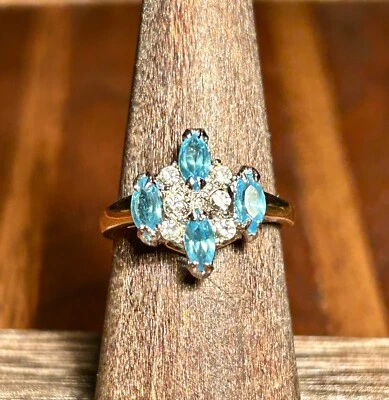 Anillo retro chapado en oro de 14k con múltiples piedras preciosas cristal azul circonita cúbica  Foto 1 de 4