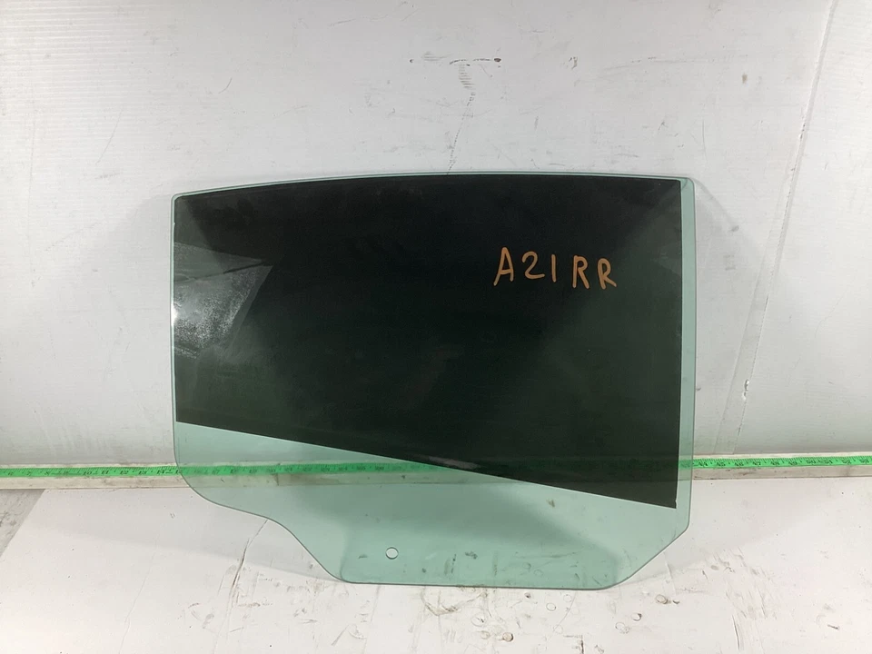 2011 - 2014 Dodge Charger Rear Right Side Door Window Glass 43R000262 OEM. - Image 1 of 4
