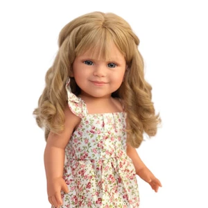 Muñeca Kennedy and Friends® 18 pulgadas - Aviva™ Fashionista Extraordinaire - Imagen 1 de 4