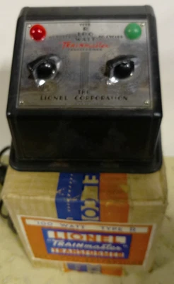 TRANSFORMADOR LIONEL TIPO R 100 VATIOS POSGUERRA VINTAGE EN CAJA ORIGINAL Foto 1 de 4