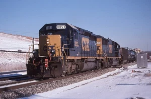 BN Orig Slide CSX CSXT Dark Future SD40-2 #8053+1 w/Train - Dolton IL 2010 - Picture 1 of 1