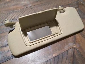 2007-2010 Honda CRV LH Side DRIVER SUN VISOR Non-Lighted OEM, Beige / Tan - Picture 1 of 9