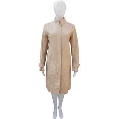 PRADA SPORT IMPERMEABLE BRONCEADO Foto 1 de 4