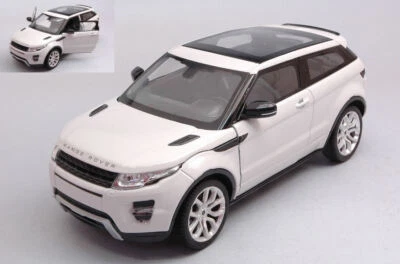 MODELLINO AUTO STATICO WELLY RANGE ROVER EVOQUE COUPE' 2011 BIANCO SCALA 1:24 - Immagine 1 di 2