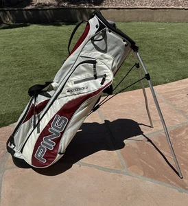 Ping 4 Under Carry Stand Golfbag Dual Straps weiß/rot mit Regenschutz sehr schön - Bild 1 von 12