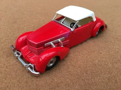 Matchbox Models of Yesteryear YY-18 1937 Cord Supercharged Model 812 (1978) - Image 1 of 4