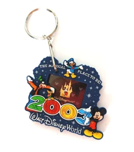 Walt Disney World Keychain Key Ring 2003 Rubber Picture Frame Magical Place 2 Be - Picture 1 of 2