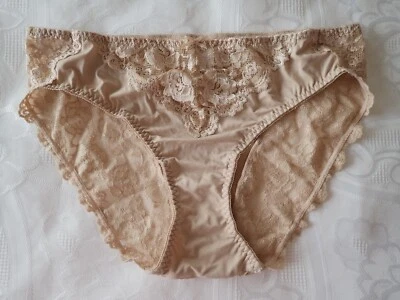 TARGET, Bikini in Size 12, Colour in Nude - Image 1 of 2